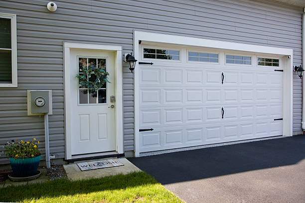 24/7 Emergency Garage Door Panel Replacement experts in Fort Mill, SC